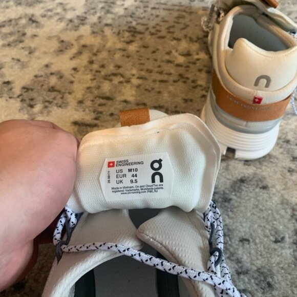 On running Cloud Nova Men’s Running Shoes Sizes 9.5, 10, 11 - Picture 5 of 6